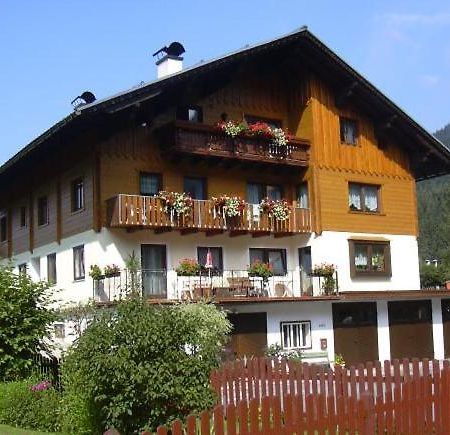 Gaestehaus Sams Гозау Екстер'єр фото